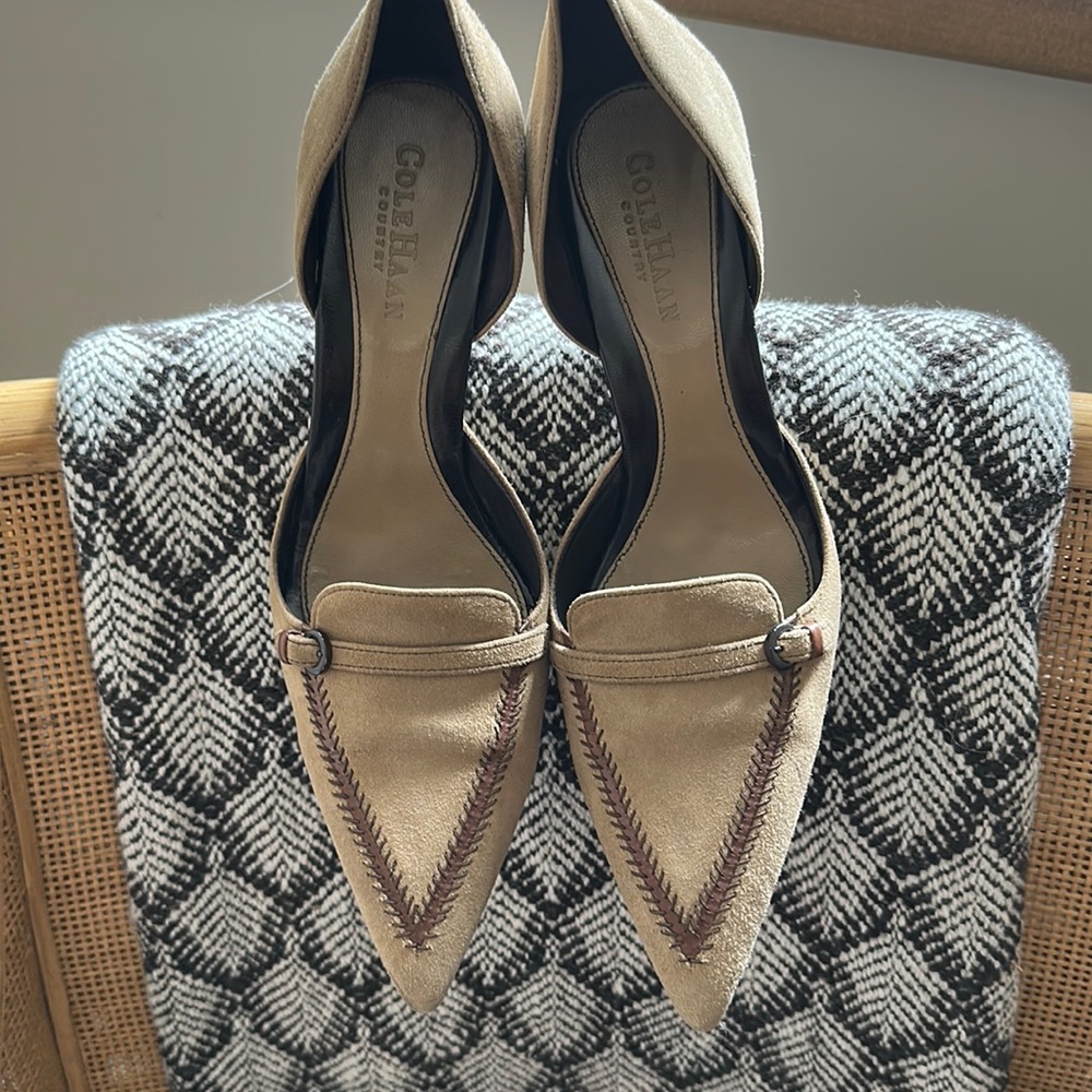 Cole Han Suede heels Camel